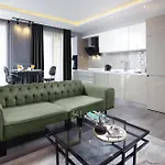 Aparthotel Atasehir The Place 2*