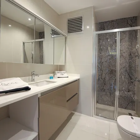 Apartmanhotel Atasehir The Place 2*
